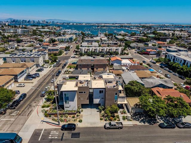 1423 Evergreen St, San Diego, CA 92106