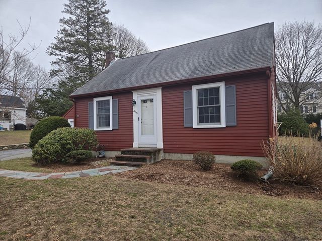 355 South Street, Reading, MA 01867