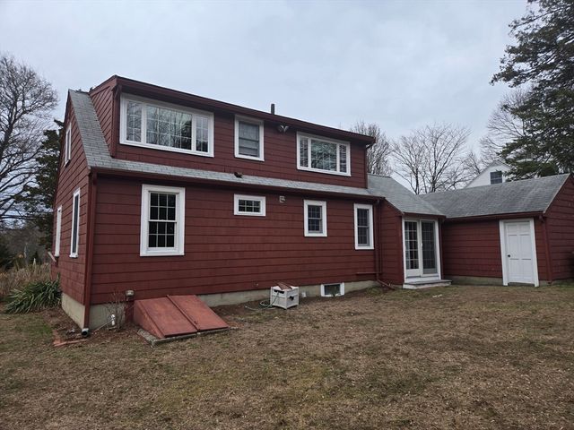 355 South Street, Reading, MA 01867