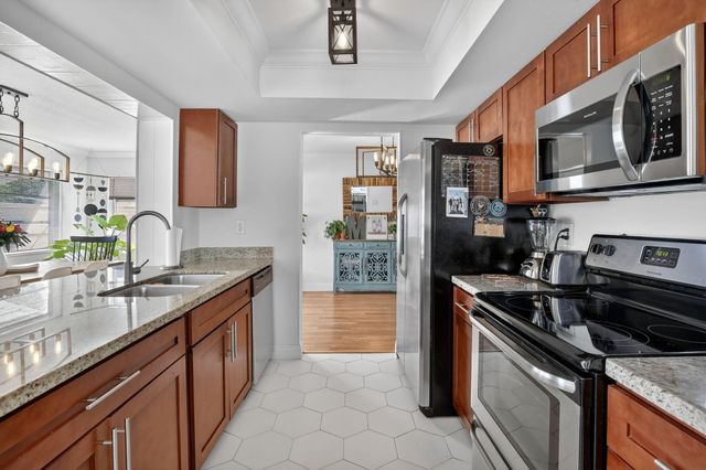 5710 NW 70th Terrace, Tamarac, FL 33321