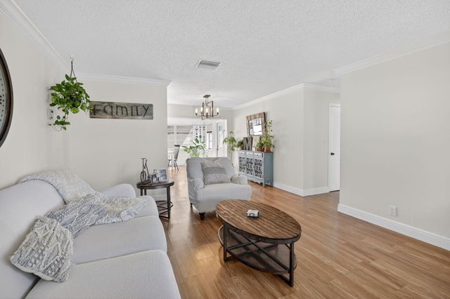 5710 NW 70th Terrace, Tamarac, FL 33321