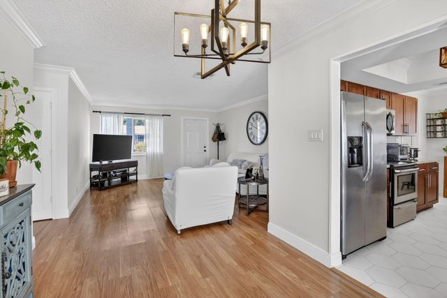 5710 NW 70th Terrace, Tamarac, FL 33321