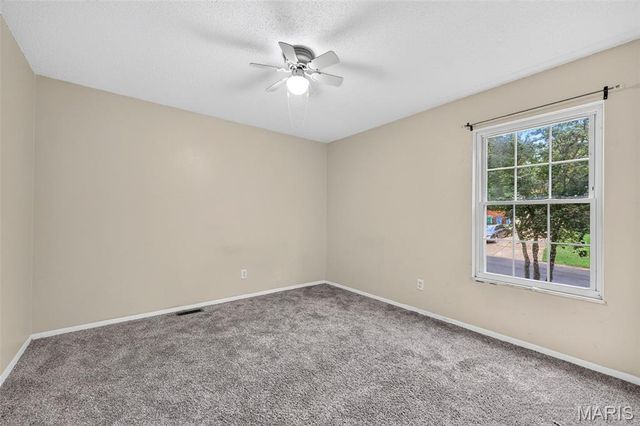1523 Shadow Lane, St Charles, MO 63303