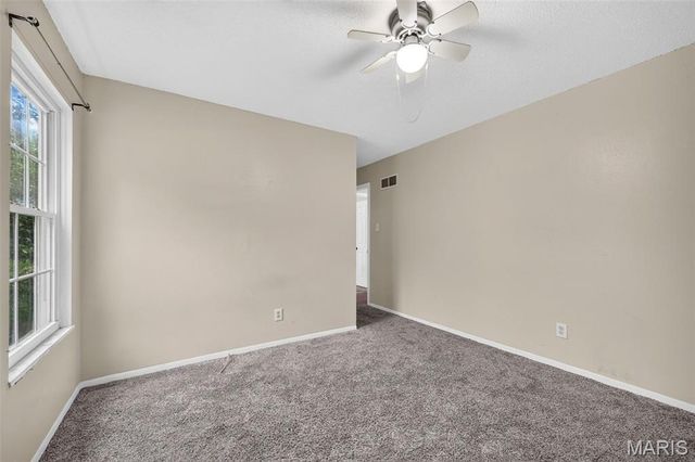 1523 Shadow Lane, St Charles, MO 63303