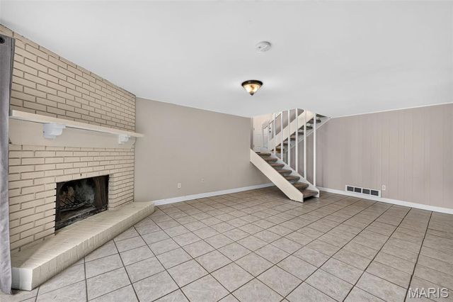 1523 Shadow Lane, St Charles, MO 63303