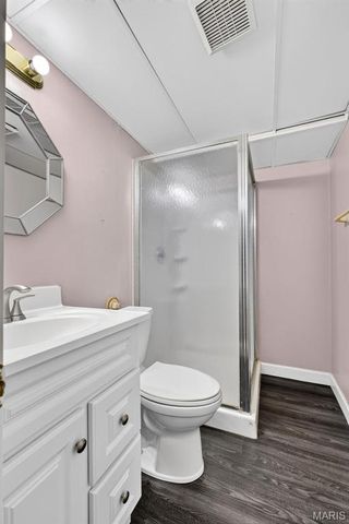 1523 Shadow Lane, St Charles, MO 63303