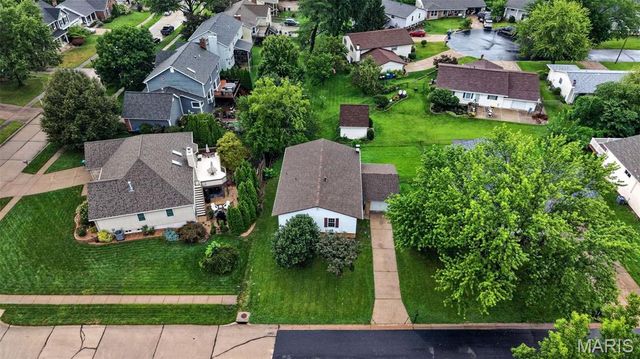 1523 Shadow Lane, St Charles, MO 63303