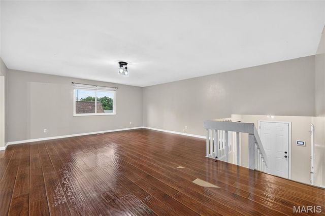 1523 Shadow Lane, St Charles, MO 63303