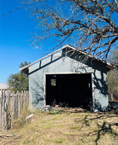 200 County Road 187, Comanche, TX 76442