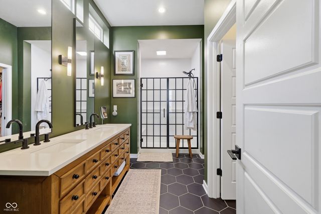 15471 Heatherbank Drive, Westfield, IN 46074