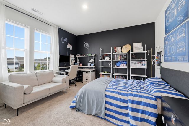 15471 Heatherbank Drive, Westfield, IN 46074
