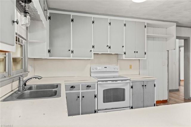 2058 Pleasant View Church Road, Danbury, NC 27016