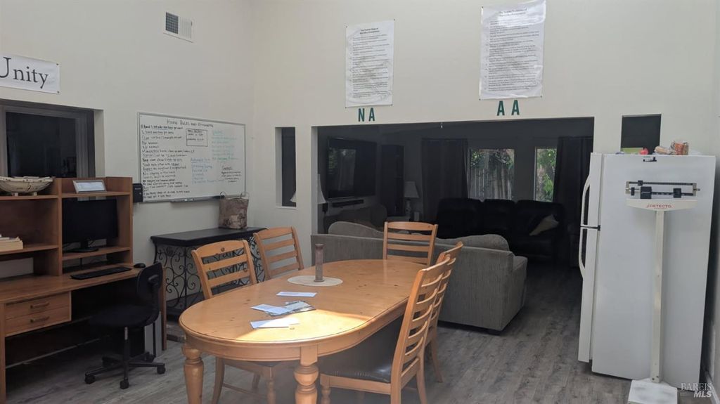 359 Bonnie Ave, Rohnert Park, CA 94928