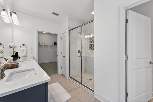 2408 Stonecenter Ln, Murfreesboro, TN 37128