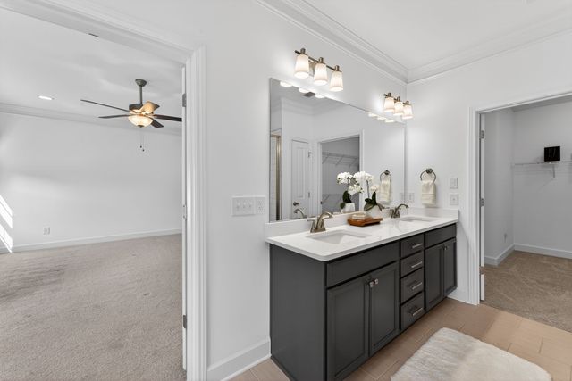 2408 Stonecenter Ln, Murfreesboro, TN 37128