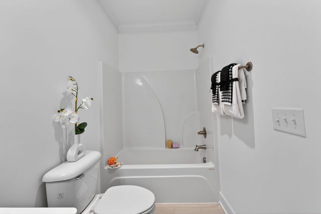 2408 Stonecenter Ln, Murfreesboro, TN 37128