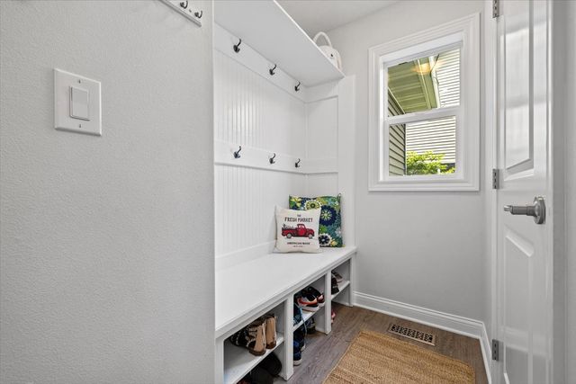 296 S 82nd Street, West Des Moines, IA 50266