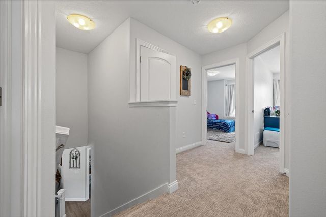 296 S 82nd Street, West Des Moines, IA 50266