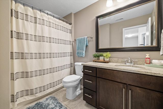 296 S 82nd Street, West Des Moines, IA 50266
