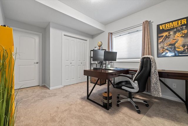 296 S 82nd Street, West Des Moines, IA 50266