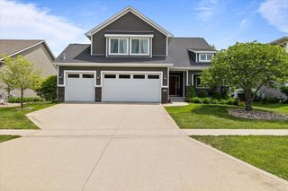296 S 82nd Street, West Des Moines, IA 50266