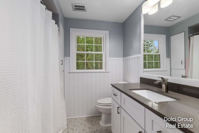 2115 Romence Street NE, Grand Rapids, MI 49503