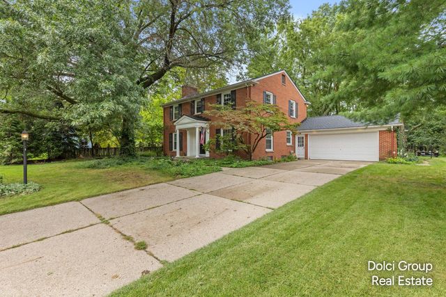 2115 Romence Street NE, Grand Rapids, MI 49503