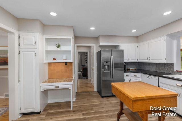 2115 Romence Street NE, Grand Rapids, MI 49503