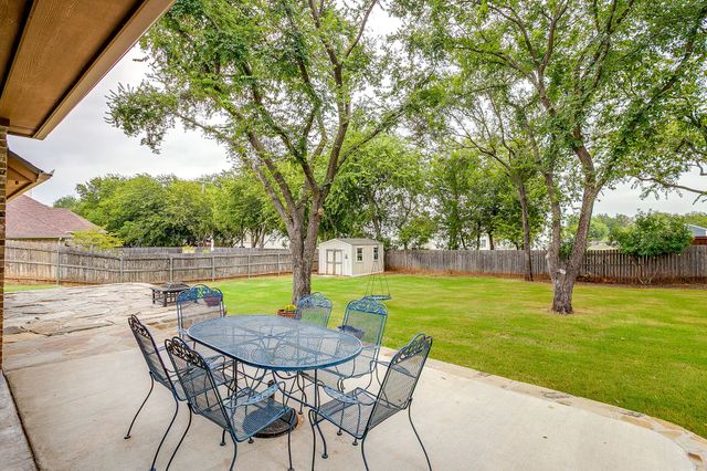 112 Heritage Place, Glen Rose, TX 76043
