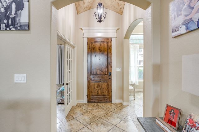 112 Heritage Place, Glen Rose, TX 76043