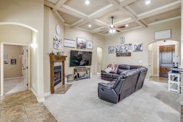112 Heritage Place, Glen Rose, TX 76043