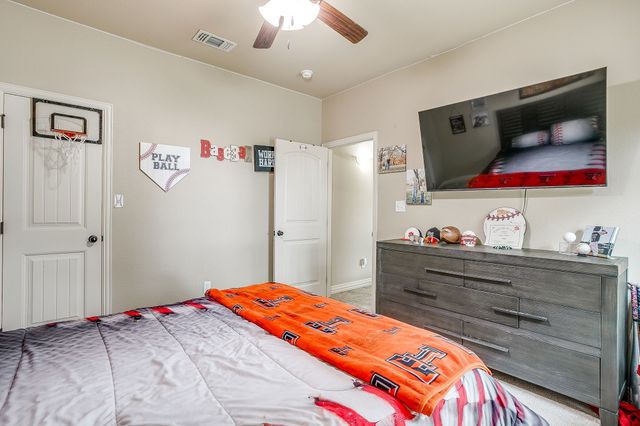 112 Heritage Place, Glen Rose, TX 76043