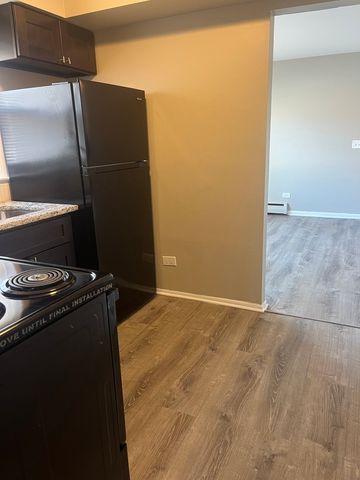 1340 N main Street E1, Wheaton, IL 60187