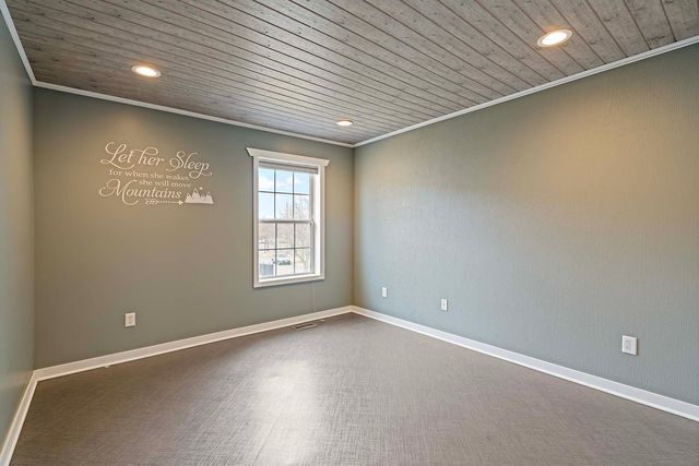 11003 Oak Grove Circle B, Woodbury, MN 55129