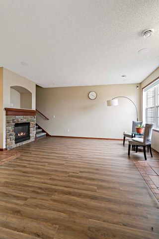 11003 Oak Grove Circle B, Woodbury, MN 55129