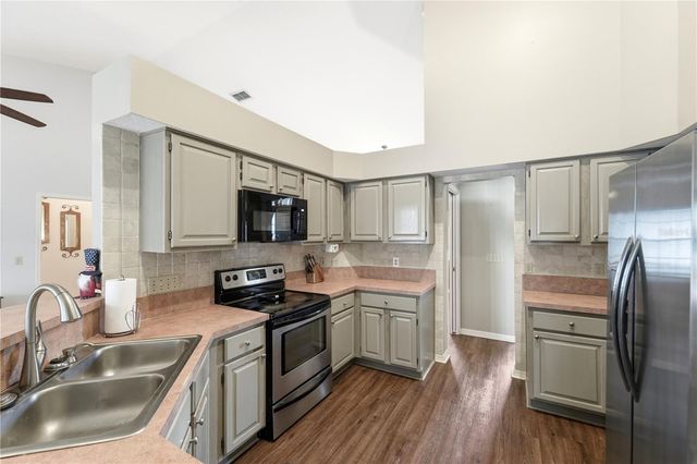 1053 OLD COVENTRY COURT, Oviedo, FL 32765