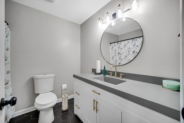 10487 Pinnacle Street, Crown Point, IN 46307