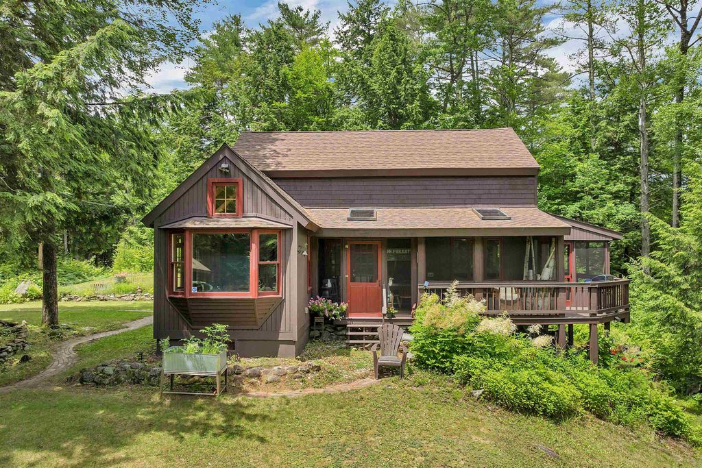 42 Forest Pond Road, New Hampton, NH 03256