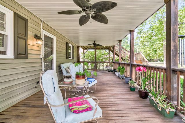 107 Jacks Lane, Bonneau, SC 29431