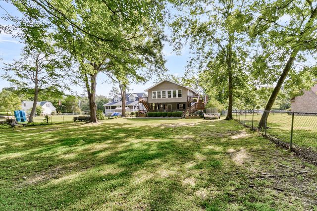 107 Jacks Lane, Bonneau, SC 29431