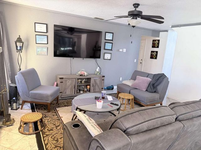 5109 Dipper Way, Elk Grove, CA 95758