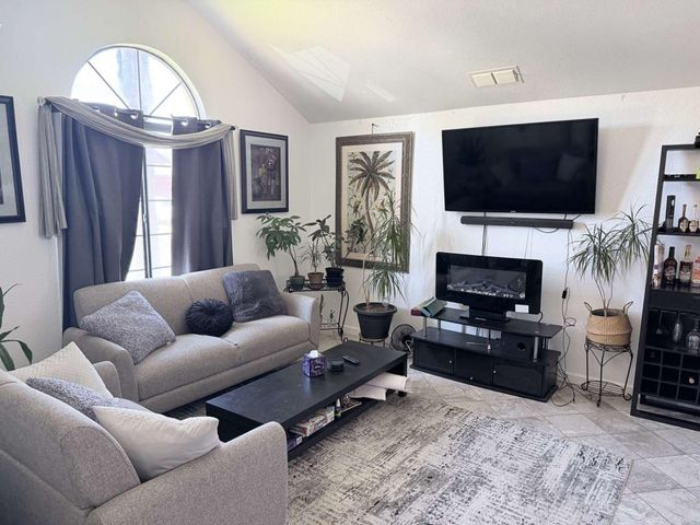 5109 Dipper Way, Elk Grove, CA 95758