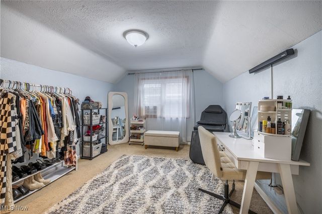 2922 Grovewood Avenue, Parma, OH 44134