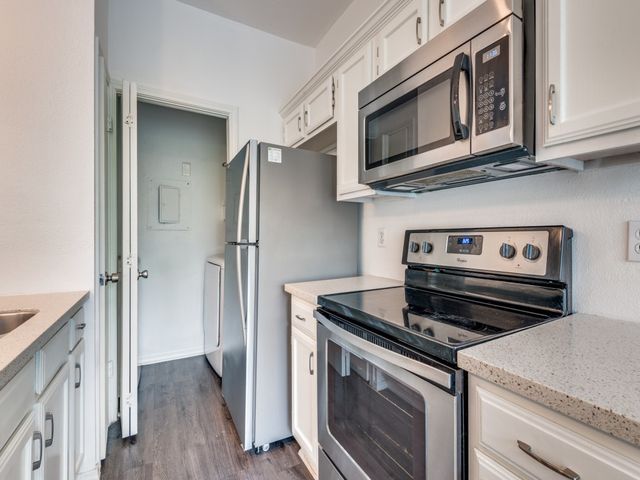 4113 Esters Road 605, Irving, TX 75038
