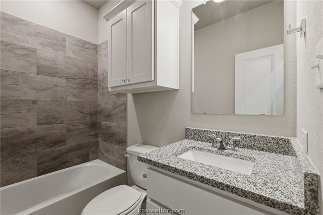 1922 Viva Road, Bryan, TX 77807