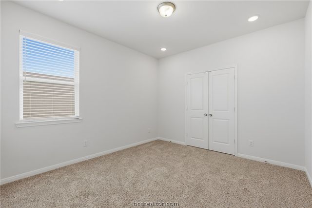 1922 Viva Road, Bryan, TX 77807