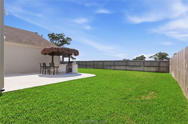 1922 Viva Road, Bryan, TX 77807