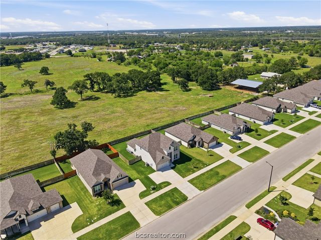 1922 Viva Road, Bryan, TX 77807
