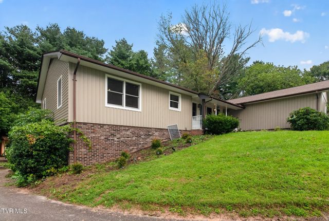 823 Birdie Drive, Abingdon, VA 24211