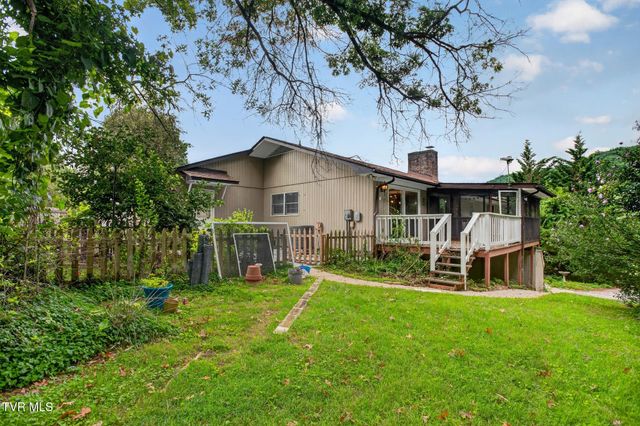 823 Birdie Drive, Abingdon, VA 24211